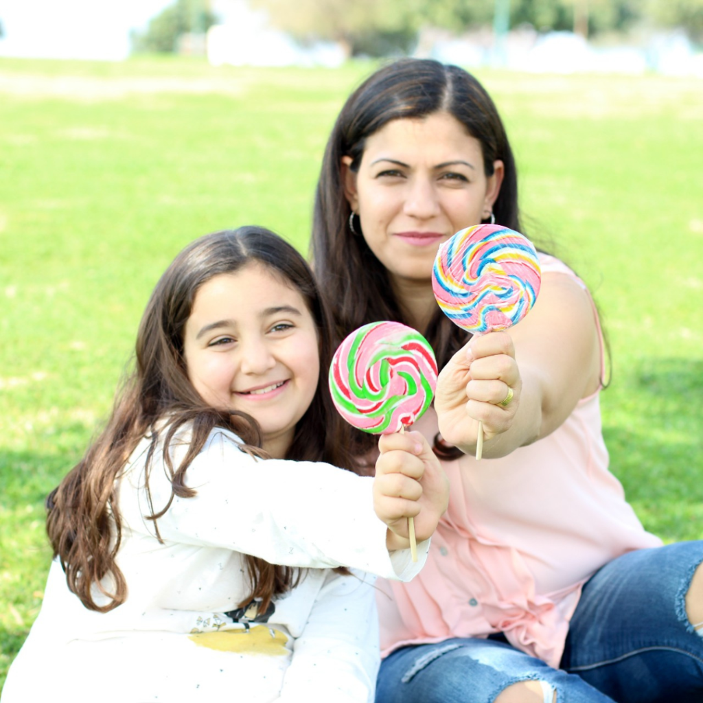 בת מצווה, אם ובת, פתאום מתבגרת